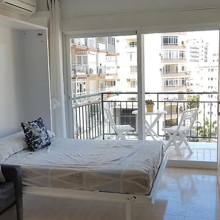 Apartmán Precioso Apartamento Con Balcon *