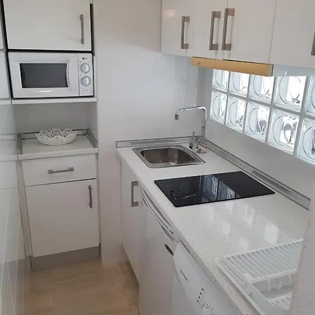 Precioso Apartamento Con Balcon *